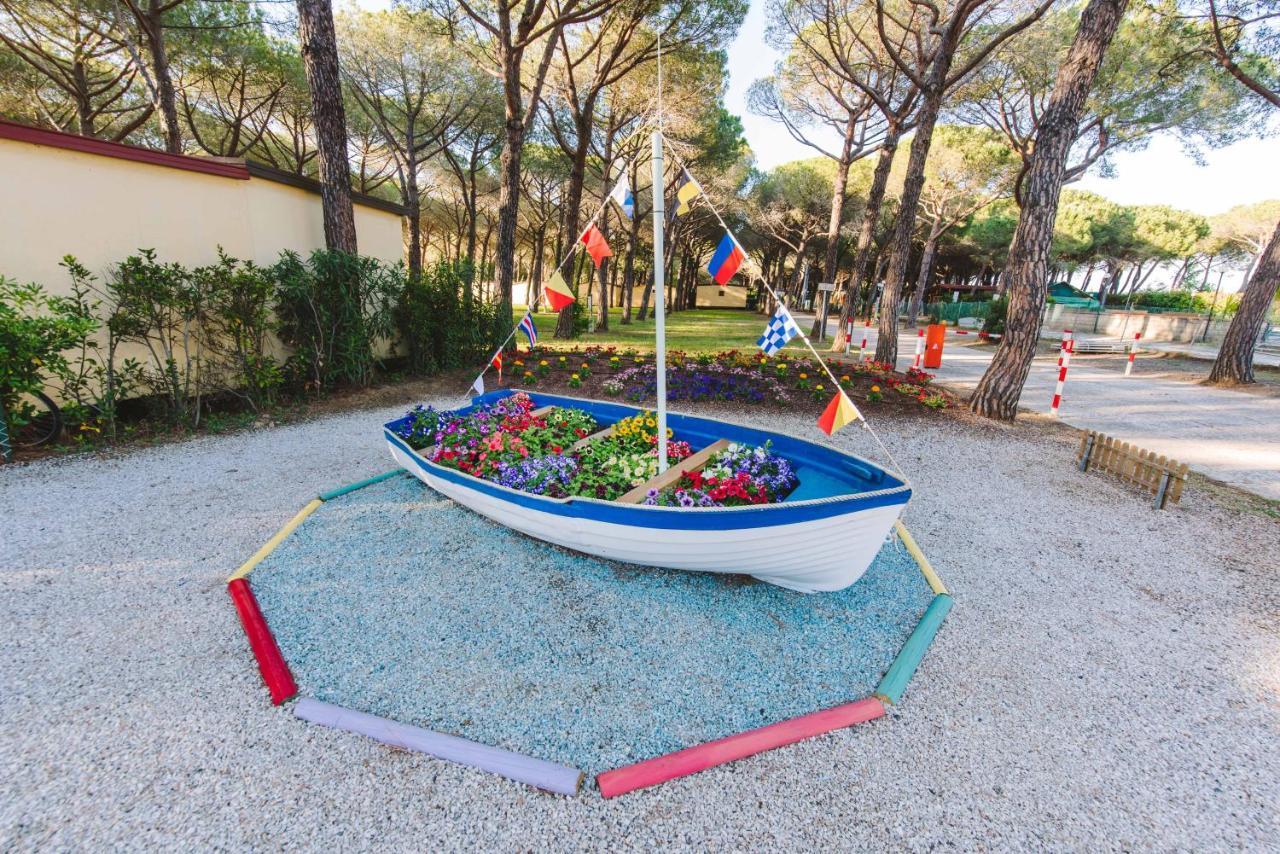 Camping Arcobaleno Marina Di Bibbona Eksteriør billede